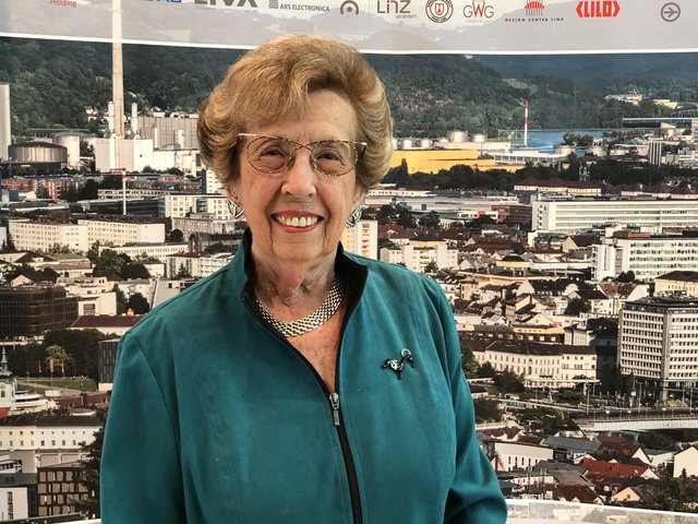 Marie Donner ist zur Buchpräsentation "Jüdische Biografien" aus Kalifornien nach Linz angereist.