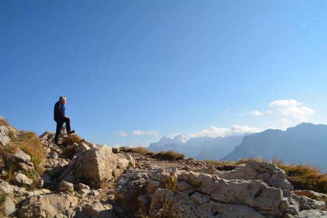 Eine gemütliche Wanderung am Fuße des 3.004 Meter hohen Rosengartens im Eggental.