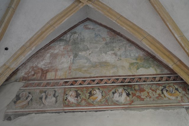 Das Franziskanerkloster und die dazugehörende Kirche in Bozen beherbergen wertvolle Fresken und weitere Kunstwerke.