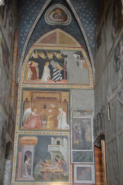 Die Dominikanerkirche mit ihrem ehemaligen Kloster ist eines der kunsthistorisch bedeutendsten Bauwerke der Südtiroler Landeshauptstadt Bozen.