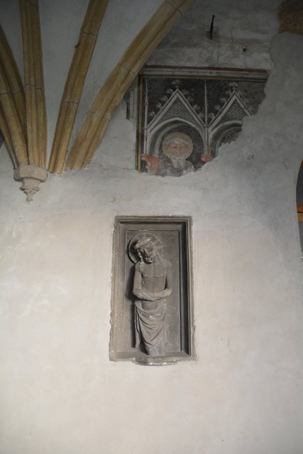 Das Franziskanerkloster und die dazugehörende Kirche in Bozen beherbergen wertvolle Fresken und weitere Kunstwerke.