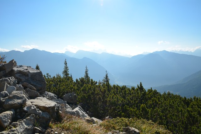 Eine gemütliche Wanderung am Fuße des 3.004 Meter hohen Rosengartens im Eggental.