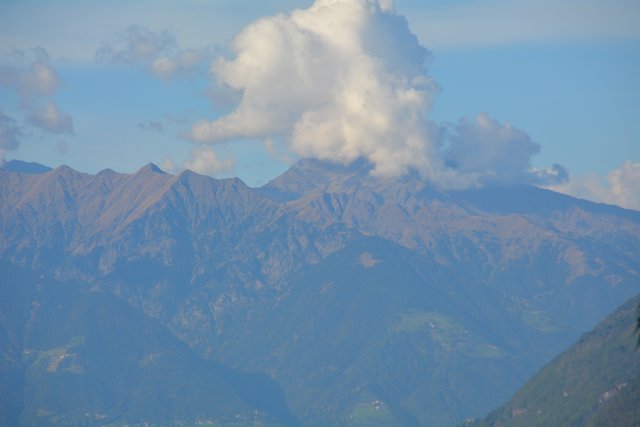 Beim Gasthaus Lipp in Perdonig bietet sich dieser herrliche Ausblick auf die Berge.