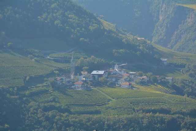 Unterwegs auf dem Rittner Hochplateau oberhalb der Südtiroler Hauptstadt Bozen.