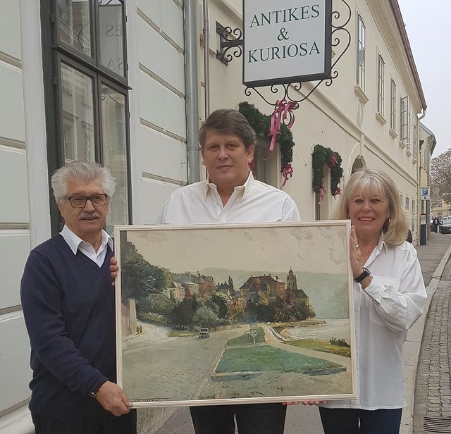 Im Bild (Foto Mauthner) die beiden Senior–Chefs Christa und Manfred Mauthner und Geschäftsinhaber Martin Mauthner (mi)