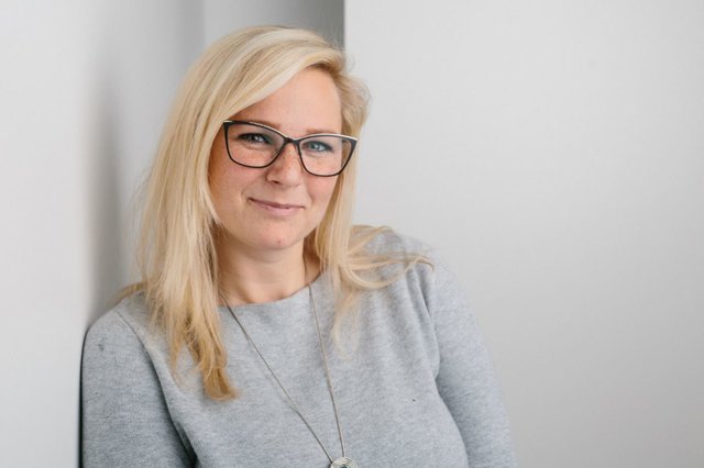 Isabella Hold zieht mit der BabyBox in Villacher Geschäftslokal. Das Prinzip hinter der Pop-up store Initiative: alle paar Monate wechseln die Mieter.