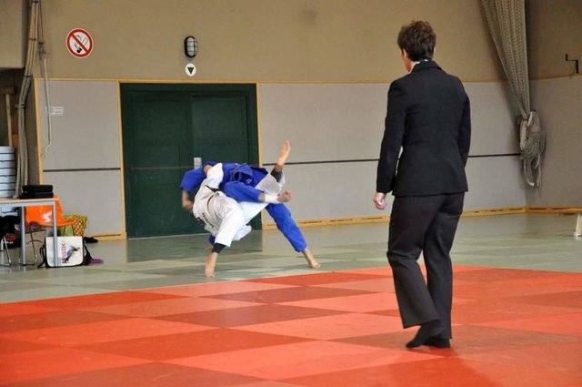 Elena Dengg im In-Fight.