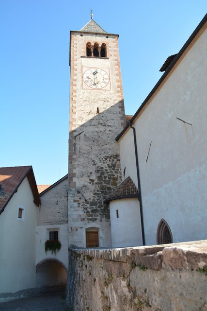 Auf dem Rittner Hochplateau liegt auf einer Seehöhe von 1.154 Metern die kleine Ortschaft Lengmoos.