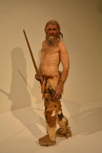 Das Südtiroler Archäologiemuseum in Bozen ist der Ausstellungsort des "Mannes vom Tisenjoch", besser bekannt als "Ötzi" und gehört zu den führenden archäologischen Museen Italiens..