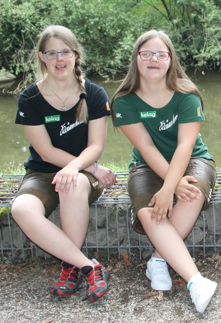 <f>Sarah Mühlbacher</f> und Sophia Urch vertreten "Rot-Weiß-Rot"