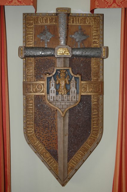 Das Wehrschild wurde 1915 in Gresten aufgehängt.