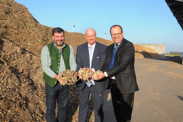 Landtagsabgeordneter Josef Edlinger, NAWARO-Geschäftsführer Hans-Christian Kirchmeier, Landesgeschäftsführer Bernhard Ebner
 | Foto: VPNÖ