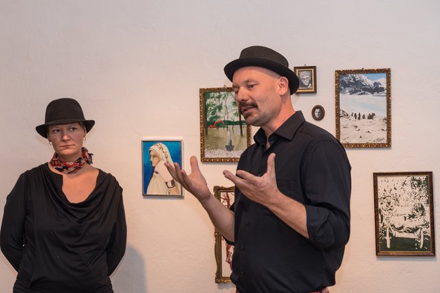 Petra Fohringer und Stefan Mittlböck-Jungwirth-Fohringer bei der Ausstellungseröffnung.