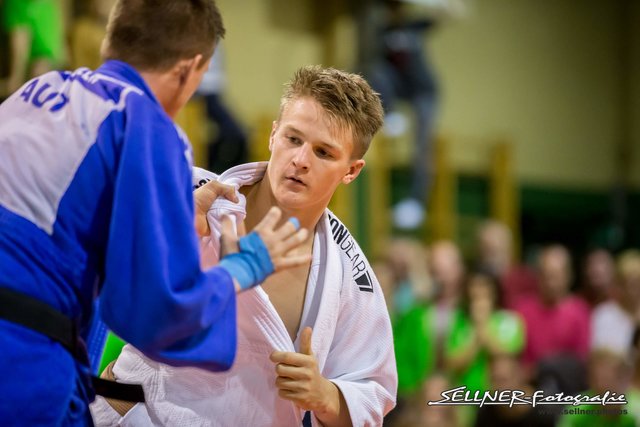 starke Leistung beim int. Koroska Open in Slowenien - Michael Starzer in weiß