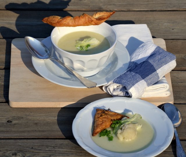 Karfiolsuppe ... ein Foto von heute