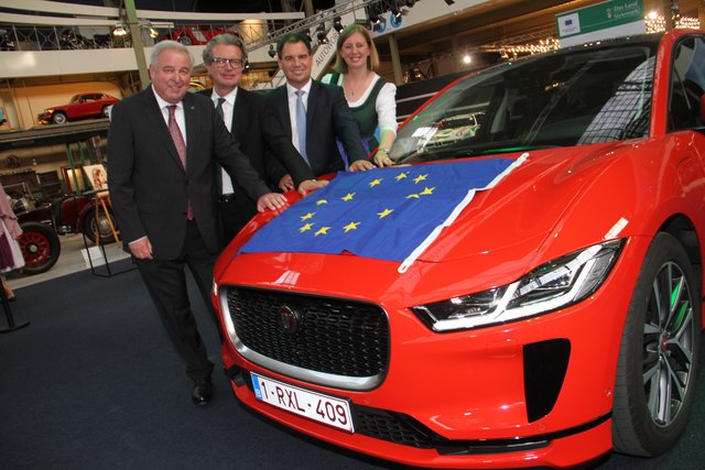 Steirer-Delegation in der Brüssler Autoworld: LH Hermann Schützenhöfer, LR Christopher Drexler, LH-Stv. Michael Schickhofer und LR Barbara Eibinger-Miedl  | Foto: Land Steiermark