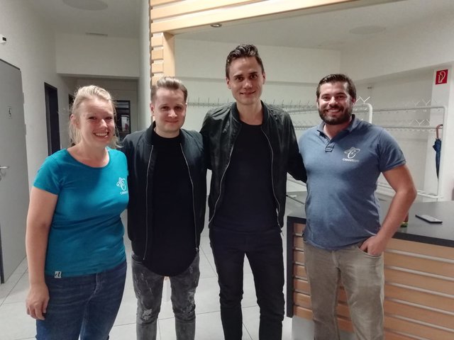 Harris & Ford mit Barbara und Andreas Riegler (Carambar).