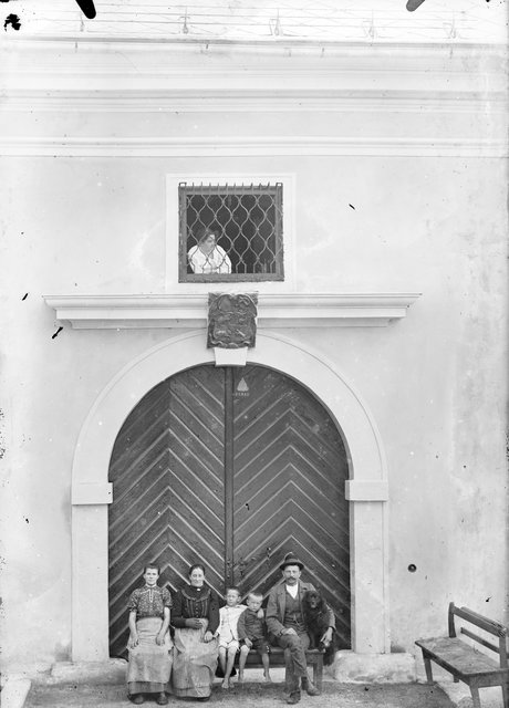 Portal Schloss Neupernstein