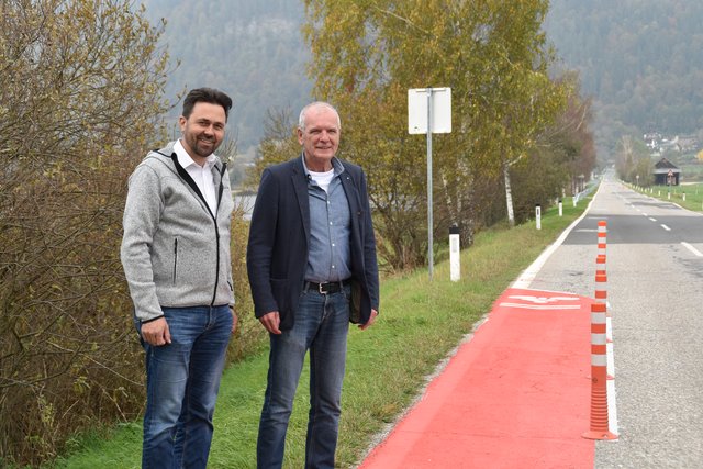 &lt;f&gt;Landtagsabgeordneter Bürgermeister Dietmar Rauter&lt;/f&gt;  unterstützt den Ossiacher Bürgermeister Johann Huber (v.li.) | Foto: Friessnegg