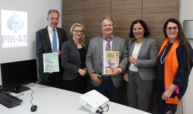 Wirtschaftskammer-Präsident Peter Nemeth, Christina und Franz Polster, MBA, Spartenobfrau Andrea Gottweis und Frau in der Wirtschaft Bezirksvorsitzende Sandra Spiegel