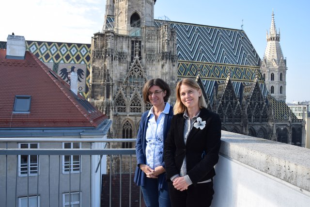 Hannelore Trauner-Pröstler und Martina Schürz (v.l.).