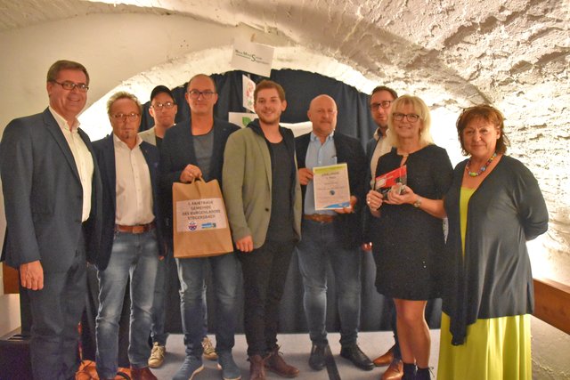 Der erste Preis ging an ein Team der Neuen Mittelschule Stegersbach, das einen Film über die Umsetzung des Fairtrade-Gedankens an der Schule drehte.