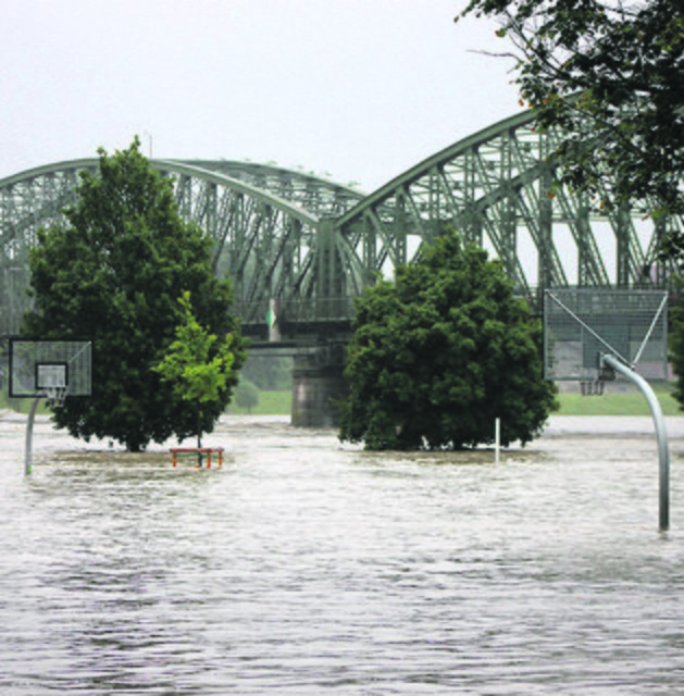 2013 betrug der Donaupegelstand bis zu 9,30 Meter.