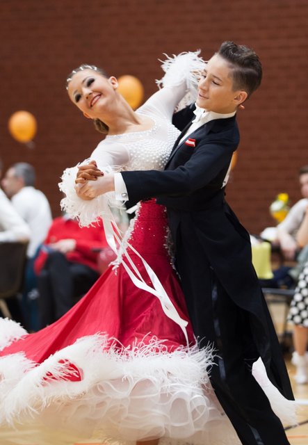 Christian &amp; Petra Mayrhofer vom TSC Grün-Rot-Wels vertreten Österreich bei der Junioren-II WM in Sibiu/Rumänien | Foto: mit freundlicher Genehmigung © Regina Courtier