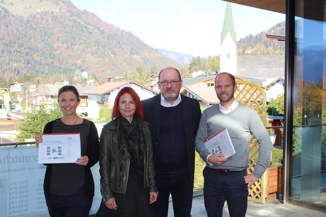 Präsentierten den Qualitästscheck der LEADER-Regionen: Melanie Steinbacher, GF KUUSK, Birgit Pristauz, Vorstandsmitglied KUUSK, Roland Murauer, GF CIMA, Stefan Niedermoser, GF Regio3.