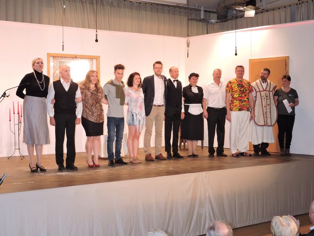 Die Akteure beim Schlussbild | Foto: Grabmaier