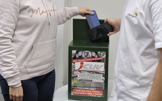 In den ÖGJ-Jugendzentren in ganz Oberösterreich werden Handys für einen guten Zweck gesammelt. | Foto: JCUV