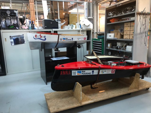 Fachhochschüler, Experten und Tüftler arbeiten im Makers District in Rotterdam zusammen.