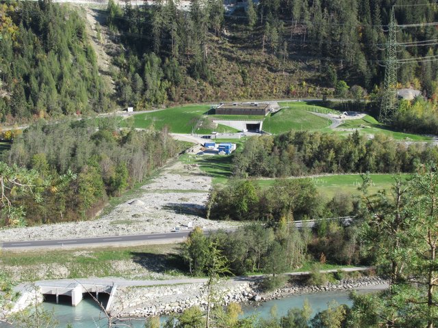 Das großteils unterirdisch angelegte Krafthaus ist fertiggestellt. Aktuell finden Rekultivierungsarbeiten statt. | Foto: GKI