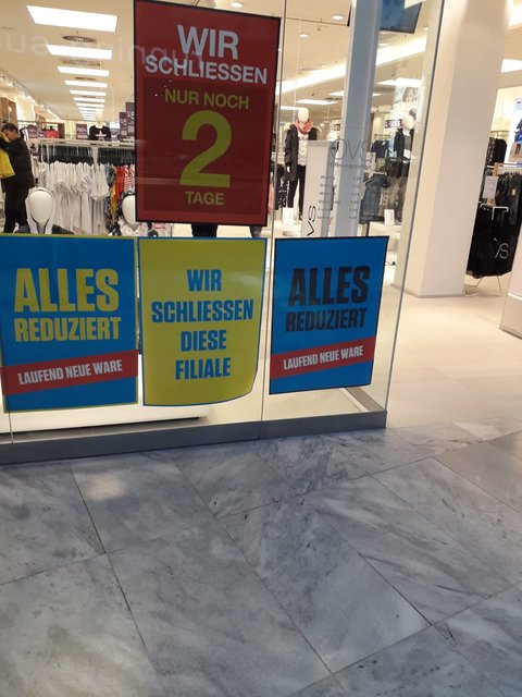 Schluss mit Lustig. Diese Filiale wird geschlossen.
