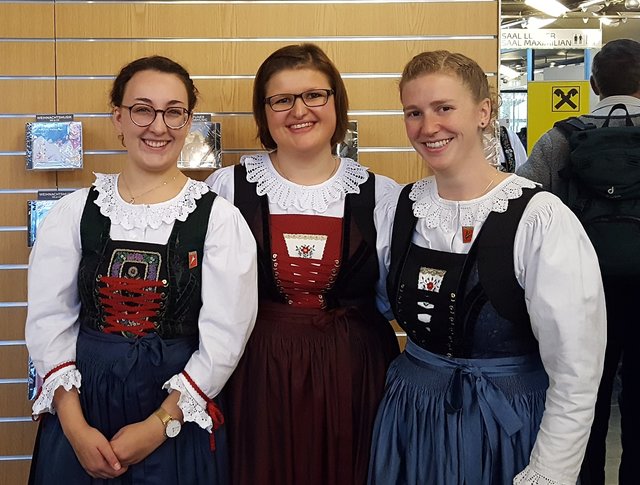 Die Gruppe „Osttiroler 3-Xong“ besteht aus Magdalena Pedarnig, Barbara Egger und Maria Klaunzer.