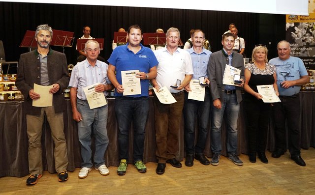 Die Preisträger aus dem Bezirk Kitzbühel | Foto: Imkerverband