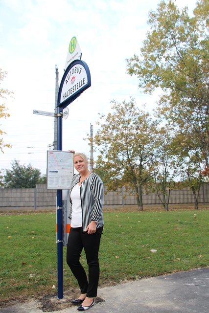 Bezirksvize Katharina Krammer ist erfreut über die Beibehaltung der gesamten Autobuslinie 69A | Foto: Alfred Krenek