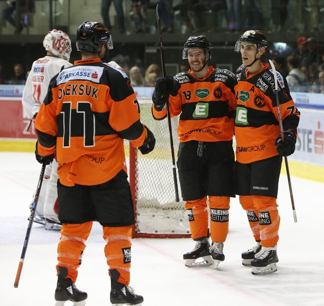 Sieg um Sieg, dazu eine richtige Heimmacht: Die Graz 99ers lassen die Fans heuer von großen Erfolgen träumen. | Foto: Werner Krainbucher