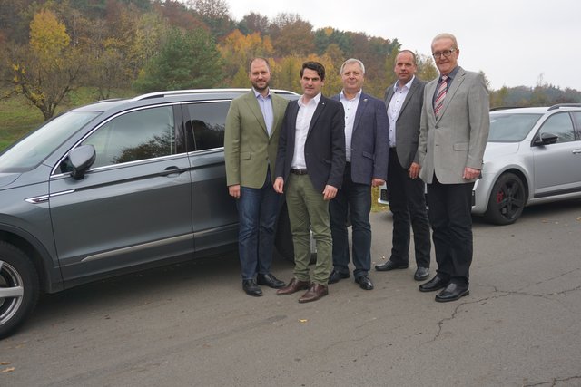 Schulterschluss: Steirische und burgenländische Arbeitnehmer- und Pendlervertreter beim Treffen in Loipersdorf. | Foto: WOCHE