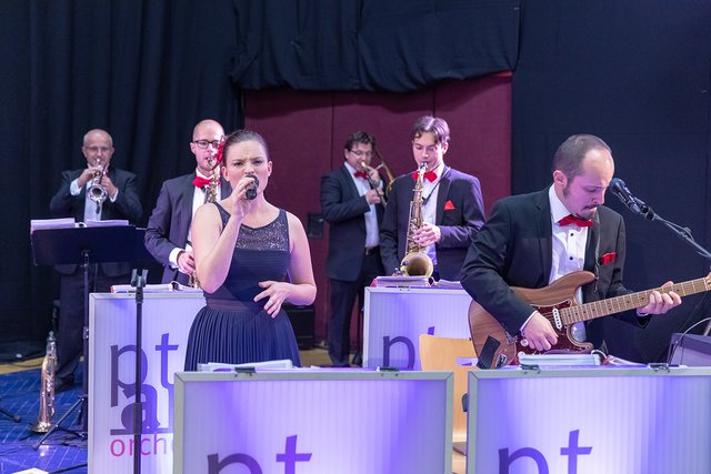 das pt Art Orchester Linz sorgte für eine phantastische Stimmung &amp; Atmosphäre | Foto: © Jürgen Brochmann