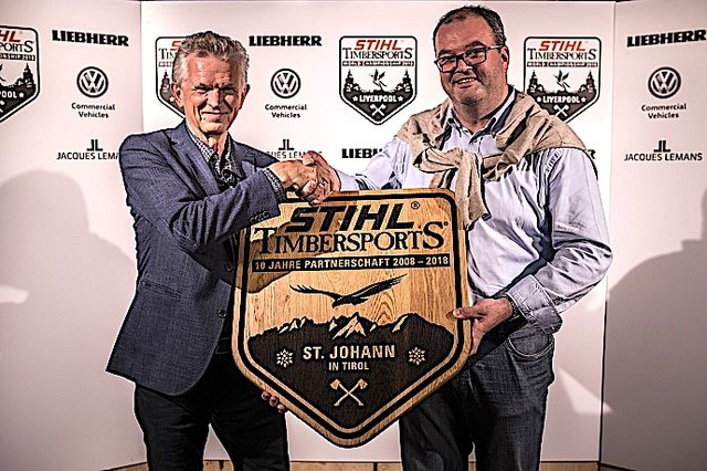 Josef Grander bei der Ehrung in Liverpool. | Foto: TVB St. Johann