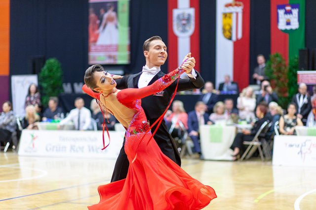 Sieger Allgemeine Klasse A: Tim Grabenwöger &amp; Natalie Cremar aus Wien | Foto: © Jürgen Brochmann