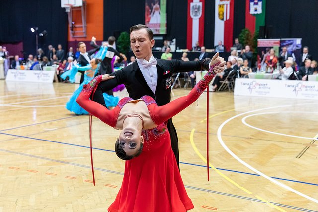 Sieger Allgemeine Klasse A: Tim Grabenwöger &amp; Natalie Cremar aus Wien | Foto: © Jürgen Brochmann