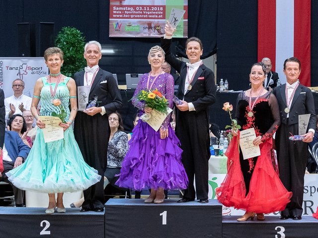 Platz 2. in der Senioren-IV Sonderklasse ging an Helmut &amp; Felizitas Weber vom TSC Grün-Rot-Wels | Foto: © Jürgen Brochmann