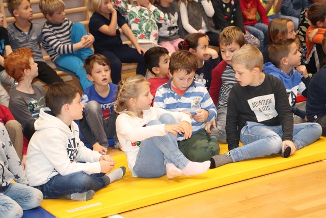 Uno-Karten gibt es auch in Blindenschrift | Foto: Edith Ertl