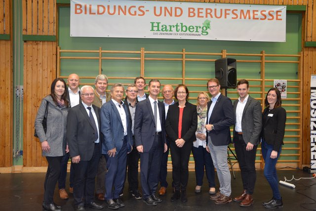 Auch zahlreiche Vertreter der heimischen Politik und Wirtschaft statteten der Hartberger Bildungs- und Berufsmesse einen Besuch ab.
