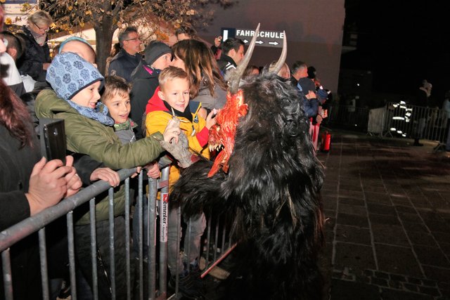 Buachkogl-Teifl beim Perchtenlauf in Hausmannstätten, Steiermark