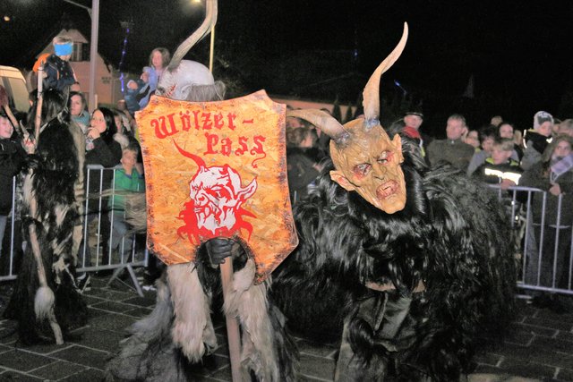 Wölzer-Pass, Perchtenlauf in Hausmannstätten