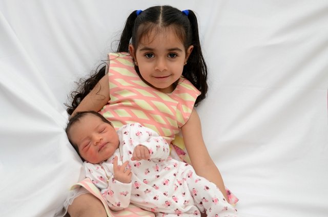 LOUJEAN • Datum: 24.5.2018, Eltern: Martina Rezkalla &amp; Ramez Nan, Größe: 52 cm, Gewicht: 3270 g | Foto: babysmile