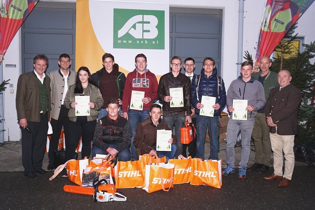 Schulsieger: Johannes Kröpfl, Martin Gruber, Julia Hansche, Michael Witschnig, Manuel Urbani, Florian Steiner, Martin Nikl, Siegfried Kampl, Alfred Altersberger, Jakob Draskowitsch, Johannes Reichhold, Werner Mattersdorfer,  Johann Zöscher
 | Foto: FAST Ossiach des BFW